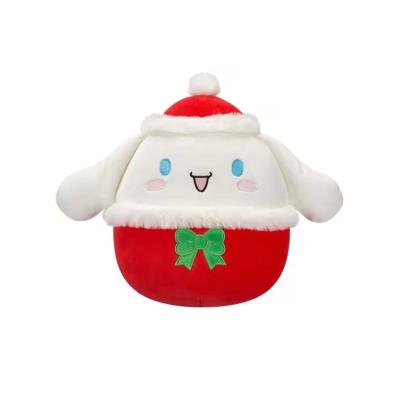 Squishmallows 20 cm - (Ünnepek) Cinnamoroll piros sapkában zöld masnival